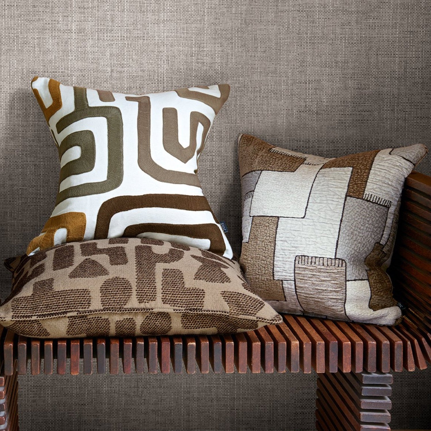 Zinc textile kussens selected wallpapers