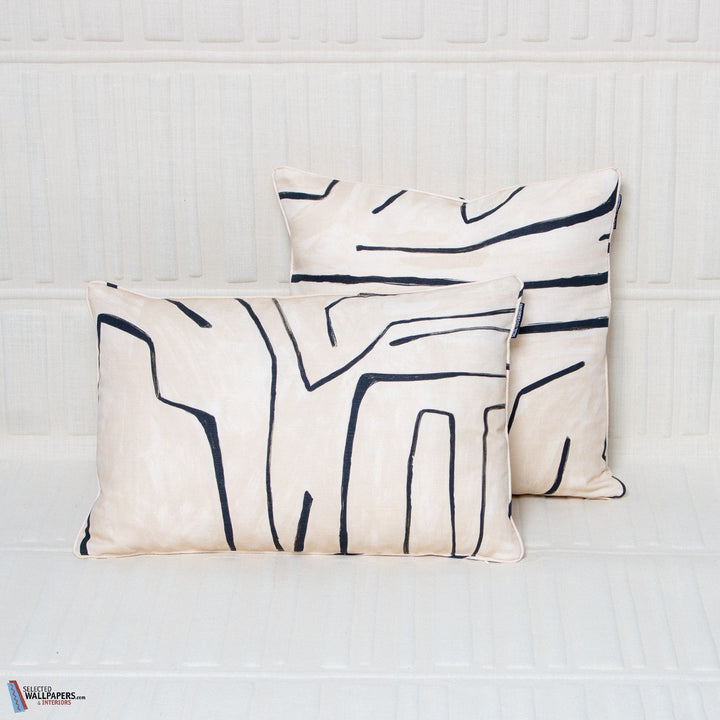 Graffito kussen-cushion-kissen-Kelly Wearstler-Selected-Wallpapers-Interiors