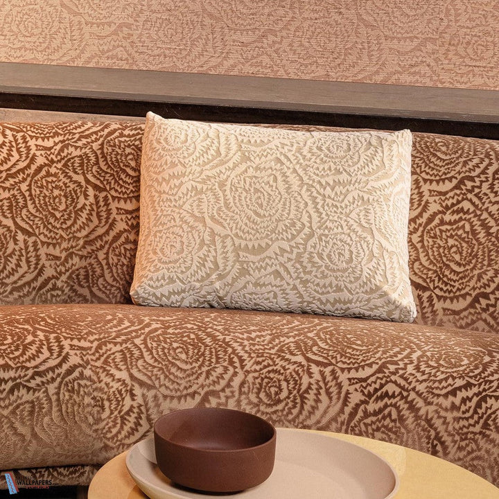 Jagged Roses Kussen-Kirkby Design-Kissen-Cushion-Selected Interiors