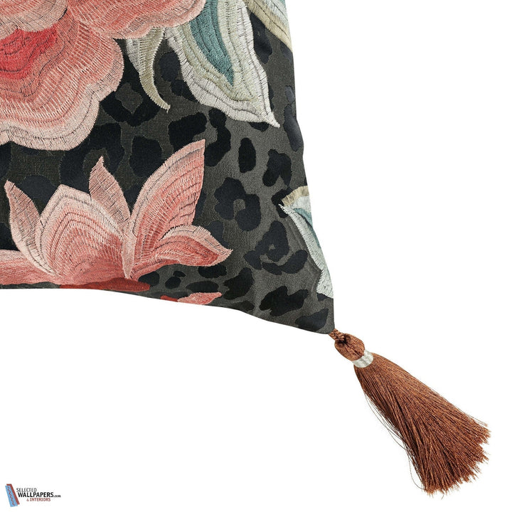 Lavinia Kussen-Kussen-Romo-Kissen-Cushion-Selected Interiors