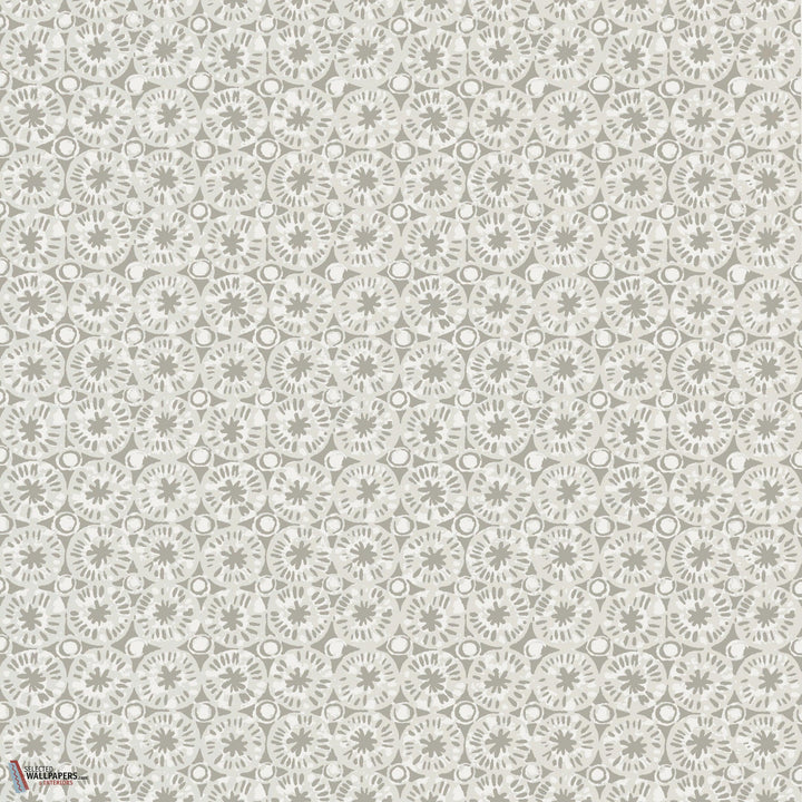 Sand dollar behang-Thibaut-Pearl and charcoal-Rol-Selected Wallpapers-Interiors