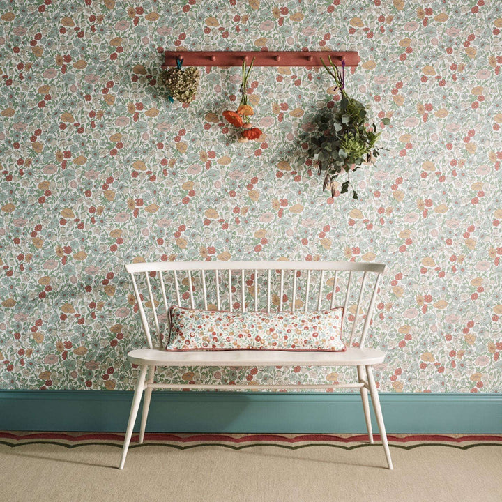 Poppy Meadowfield-Behang-Tapete-Liberty-Selected Wallpapers